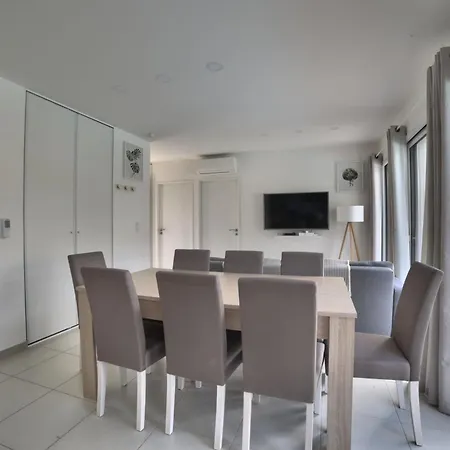 Villa La Foret D'armotte