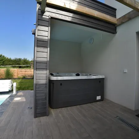 Villa La Foret D'armotte *